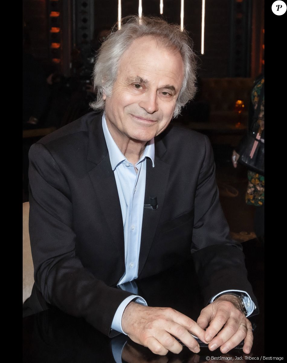 Exclusif - Franz-Olivier Giesbert - Sur le plateau de l'émission On Est En Direct (OEED) du samedi 13/11/2021, présentée par L.Salamé et L.Ruquier - Paris 13/11/2021 - © Jack Tribeca / Bestimage