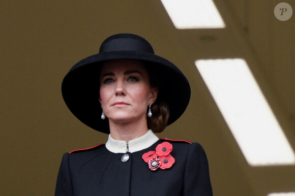 La duchesse de Cambridge , Catherine Kate Middleton - La famille royale d'Angleterre sans la reine ainsi que la classe politique anglaise participent au 'Remembrance Day', une cérémonie d'hommage à tous ceux qui sont battus pour la Grande-Bretagne, au Cenopath à Whitehall, Londres.
