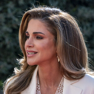 La reine Rania de Jordanie - Le prince de Galles et sa femme la duchesse de Cornouailles sont reçus au palais Al Husseiniya à Amman par le roi et la reine de Jordanie, à l'occasion de leur visite officielle en Jordanie. Le 16 novembre 2021