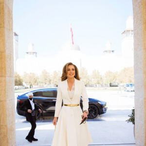 La reine Rania de Jordanie au palais Al Husseiniya à Amman à l'occasion de la visite officielle du prince Charles et son épouse Camilla en Jordanie. Le 16 novembre 2021