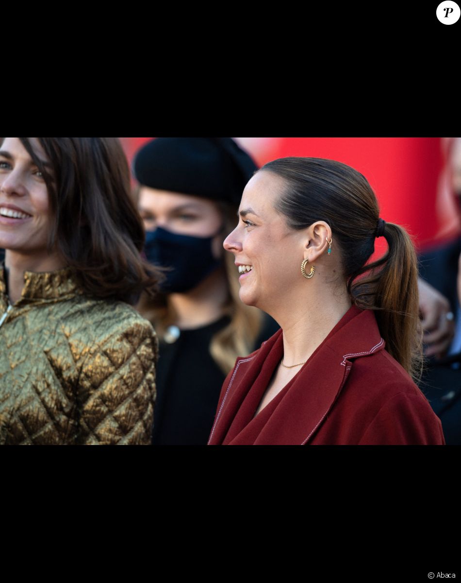 Charlotte Casiraghi et Pauline Ducruet lors de la Fête nationale de Monaco, le 19 novembre 2021.