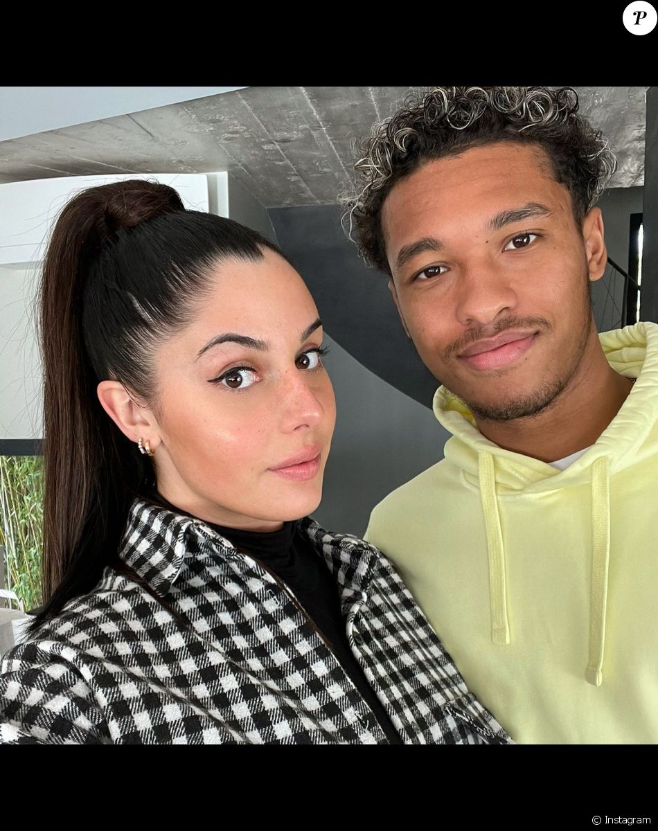 Coralie Porrovechio, ex-candidate de télé-réalité vue dans "Secret Story", est désormais heureuse avec son compagnon Boubacar Kamara qui est également le père de son fils Leeroy et de leur futur bébé.