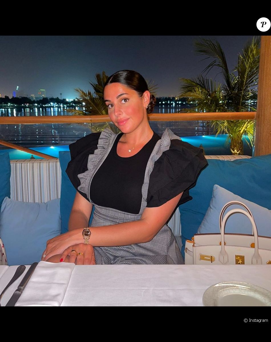 Coralie Porrovechio, ex-candidate de télé-réalité vue dans "Secret Story", est désormais heureuse avec son compagnon Boubacar Kamara qui est également le père de son fils Leeroy et de leur futur bébé.