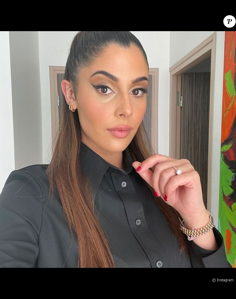 Coralie Porrovechio, ex-candidate de télé-réalité vue dans "Secret Story", est désormais heureuse avec son compagnon Boubacar Kamara qui est également le père de son fils Leeroy et de leur futur bébé.