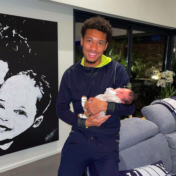 Coralie Porrovecchio est maman pour la deuxième fois. Son bébé Kingsley Kamara est é le 10 janvier 2022.