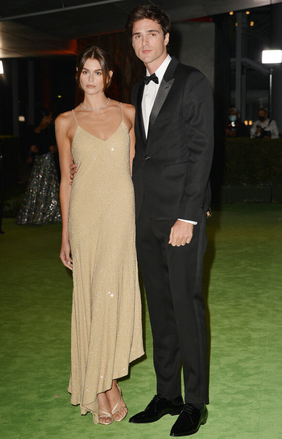 Kaia Gerber et son compagnon Jacob Elordi à la soirée de gala de l'Academy Museum of Motion Pictures à Los Angeles. 