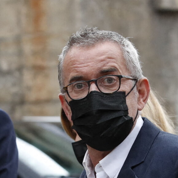 Christophe Dechavanne - Obsèques de Jean-Paul Belmondo en en l'église Saint-Germain-des-Prés, à Paris le 10 septembre 2021. © Cyril Moreau / Bestimage