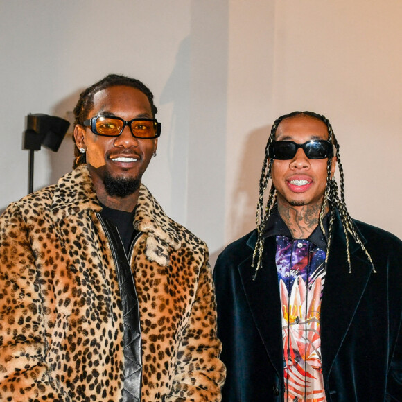 Carla Ginola et Nolwenn Leroy posent avec les rappeurs Offset et Tyga - Défilé de mode Lanvin lors de la Fashion Week printemps/été à Paris. Le 3 octobre 2021. © Veeren Ramsamy-Christophe Clovis/Bestimage