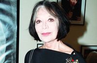 Juliette Gréco : Un cadeau de Serge Gainsbourg s'arrache aux enchères contre une petite fortune !