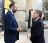 Edouard Philippe et Nicolas Sarkozy lors de la cérémonie à l'occasion de la première journée nationale d'hommage aux victimes du terrorisme sur l'Esplanade du Trocadero à Paris le 11 mars 2020.