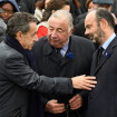 "Nicolas Sarkozy vous a frappé la poitrine ?" Fou rire d'Edouard Philippe en direct