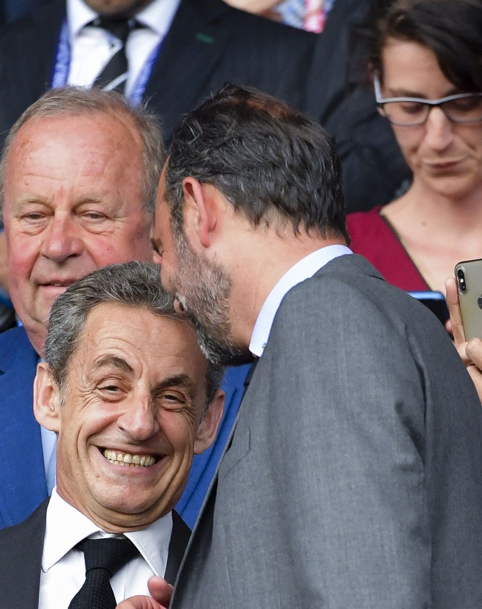Nicolas Sarkozy et Edouard Philippe dans les tribunes lors du quart de finale de la Coupe du Monde Féminine de football opposant les Etats-Unis à la France au Parc des Princes à Paris, France, le 28 juin 2019. Les USA ont gagné 2-1.