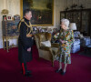 La reine Elisabeth II d'Angleterre en audience au château de Windsor avec Sir Nick Carter, Chef d'état-major de la Défense. Le 17 novembre 2021