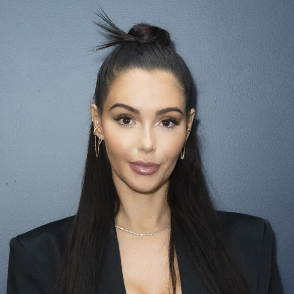 Exclusif - Nabilla Benattia - Nabilla Benattia, son mari Thomas Vergara et leur fils Milann posent lors de l'avant première du documentaire "Nabilla sans filtre" (Amazon Prime Vidéo) à Paris le 22 Novembre 2021.  © Jack Tribeca / Bestimage 