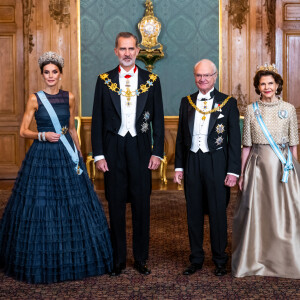 En visite à Stockholm avec son mari, le roi Felipe VI, la reine Letizia d'Espagne a été victime d'un incident anodin... qui a affolé le protocole royal.