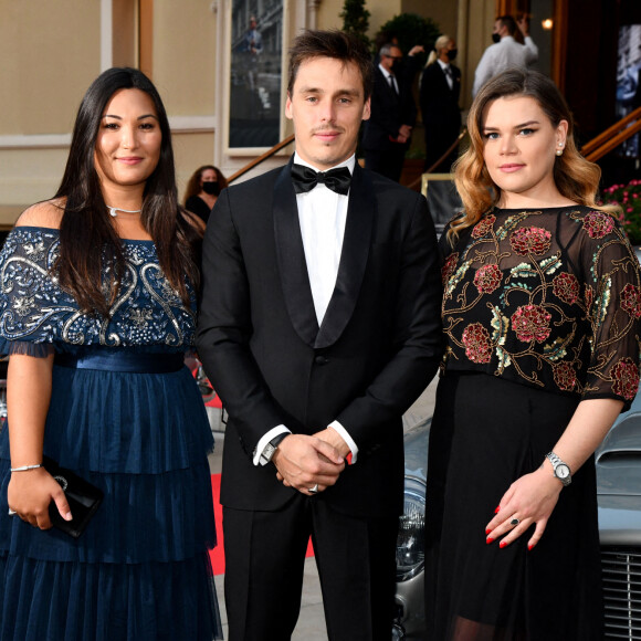 Marie et Louis Ducruet et sa soeur Camille Gottlieb durant l'avant première du dernier James Bond " No Time To Die" au Casino de Monaco, le 29 septembre 2021. © Bruno Bebert/Bestimage