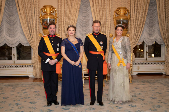 Le prince Guillaume, la princesse Alexandra, le grand-duc Henri de Luxembourg et la comtesse Stéphanie de Lannoy, grande-duchesse héritière de Luxembourg (enceinte) - Le grand-duc Henri de Luxembourg, la princesse Alexandra, le prince Guillaume et la comtesse Stéphanie de Lannoy, grande-duchesse héritière de Luxembourg (enceinte), assistent à la réception du Nouvel an au Palais grand-ducal à Luxembourg, le 16 janvier 2020.