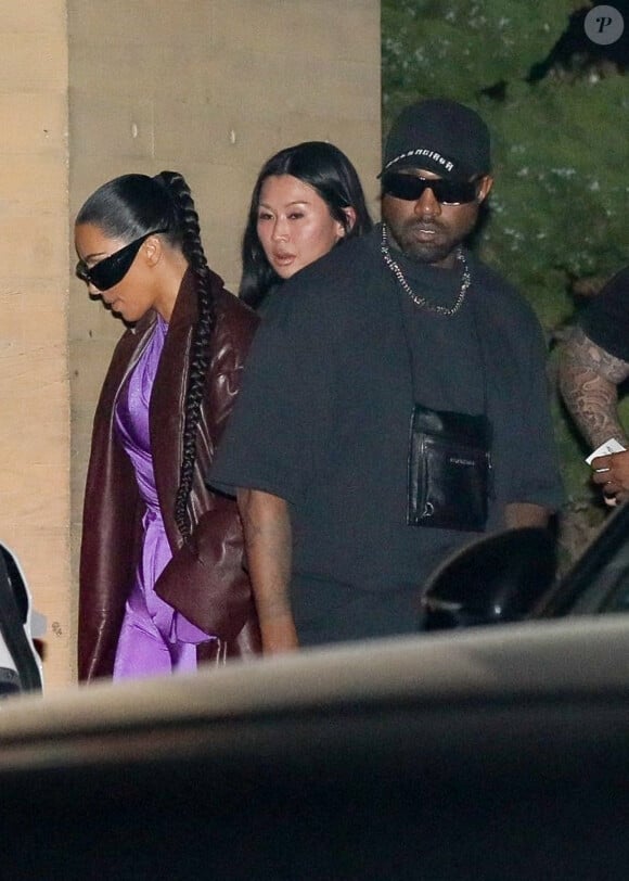 Kanye West veut reconquérir Kim Kardashian par tous les moyens ! Les époux séparés se sont retrouvés et ont assisté ensemble au défilé hommage à Virgil Abloh.