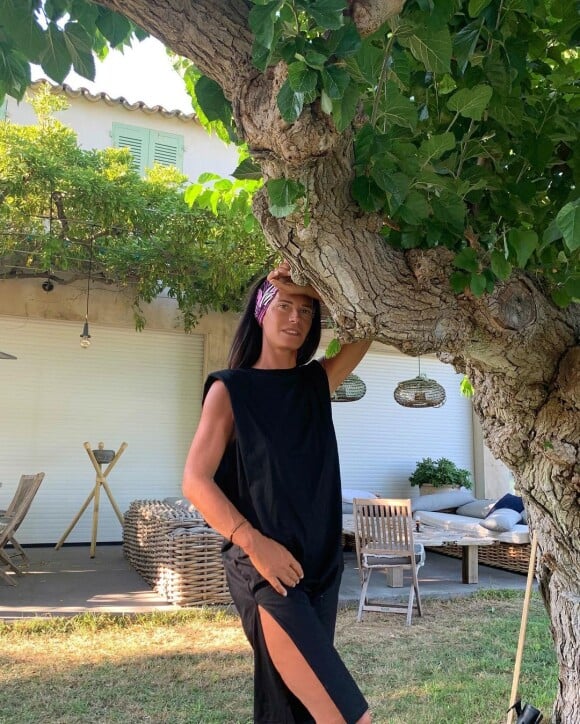 Nathalie Marquay pose sur Instagram