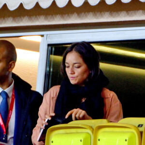 Tony Parker et Alizé Lim ont assisté à la rencontre de football opposant Monaco à Lyon au Stade Louis II de Monaco. Lyon a battu Monaco par 3 buts à 2. L'ancien champion de basket serait pressenti comme nouveau président de l'OL, pour remplacer Jean Michel Aulas qui va quitter la présidence du club. Le 2 mai 2021. © Bruno Bebert / Bestimage