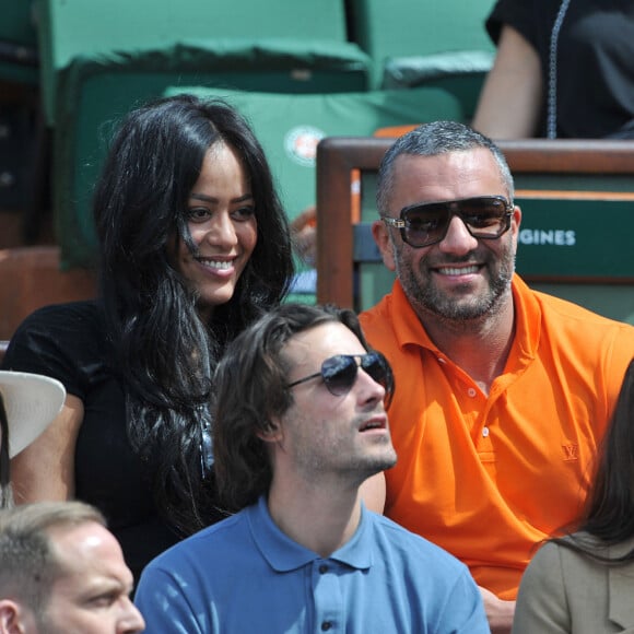 Info - Amel Bent est enceinte de son deuxième enfant - Amel Bent et son ami Patrick Antonelli, Sofia Essaïdi - People aux Internationaux de France de tennis de Roland Garros à Paris, le 5 juin 2014. 