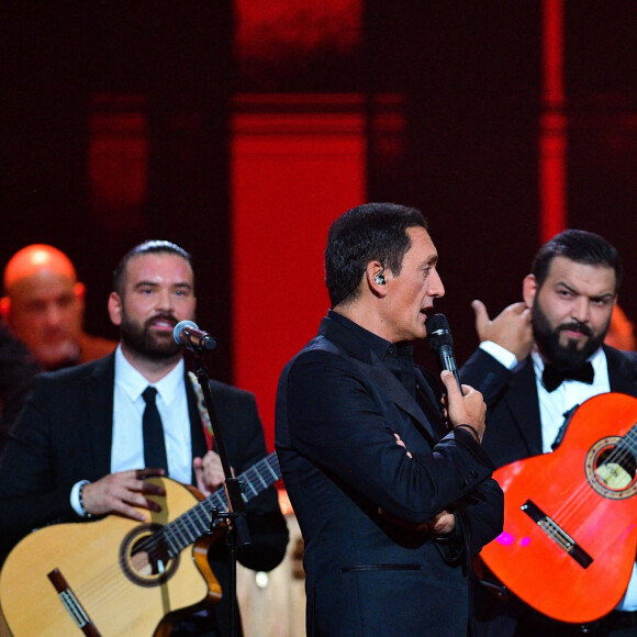 Exclusif - Dany Brillant, Chico and the Gypsies - Enregistrement de l'émission "Chantons Aznavour" aux Folies Bergère à Paris, diffusée le 10 décembre à 21h05 sur France 3 © Pierre Perusseau / Bestimage 