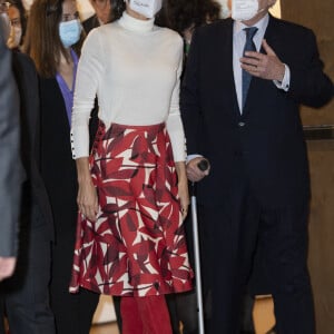 La reine Letizia d'Espagne prononce un discours lors du 75ème anniversaire de l'UNICEF au CaixaForum à Madrid, le 9 décembre 2021.