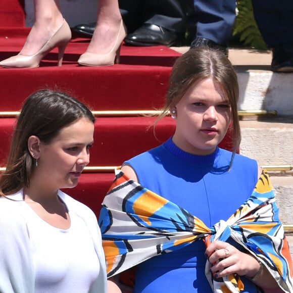 Pauline Ducruet, Camille Gottlieb - Baptême des enfants princiers de LL.AA.SS. le prince Albert II de Monaco et la princesse Charlène, S.A.S. le prince héréditaire Jacques et S.A.S. la princesse Gabriella en la Cathédrale de Monaco en présence des membres de la famille princière et de la famille Wittstock. Monaco le 10 mai 2015