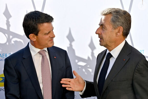 Manuel Valls et Nicolas Sarkozy lors des Entretiens de Nice organisés par le quotidien régional Nice-Matin qui ont eu lieu au Centre Universitaire Méditerranéen, le 15 octobre 2021