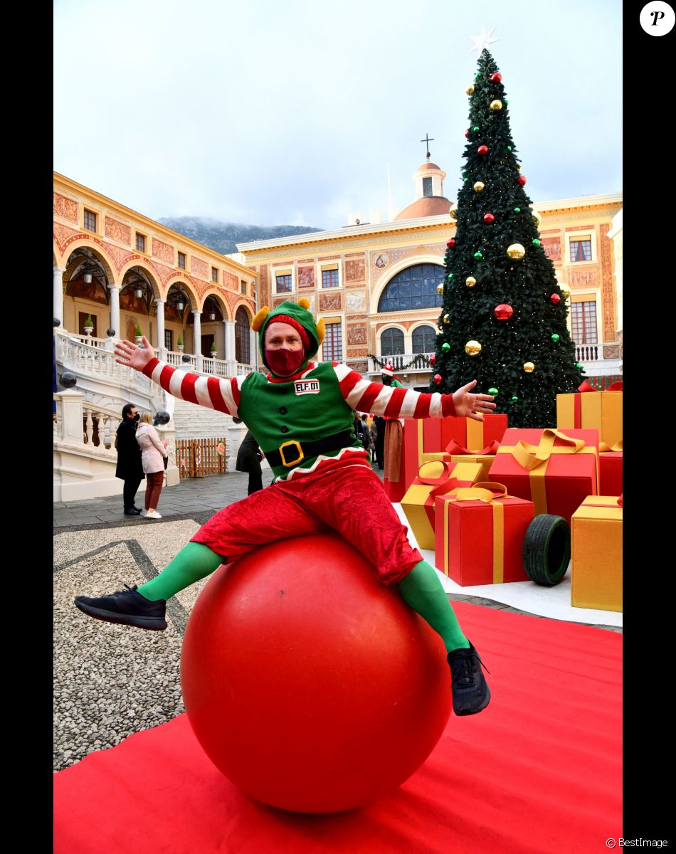 Arbre de Noël du palais princier pour les enfants monégasques au palais princier en présence du prince Jacques et de la princesse Gabriella de Monaco, la princesse Stéphanie et de ses enfants Louis Ducruet et Camille Gottlieb, le 15 décembre 2021. © Bruno Bebert / Bestimage