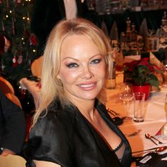 Pamela Anderson à la soirée VIP Gut Aiderbichl Christmas Market à Henndorf en Autriche, le 12 novembre 2019