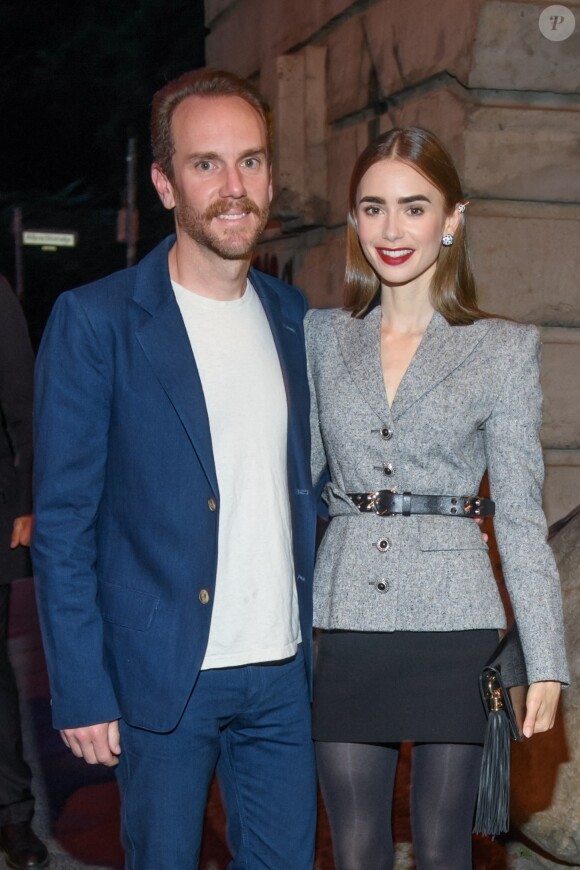 Lily Collins et son mari Charlie McDowell - Arrivées au dîner de lancement de la collection Clash de Cartier au Boros bunker à Berlin le 21 septembre 2021. 