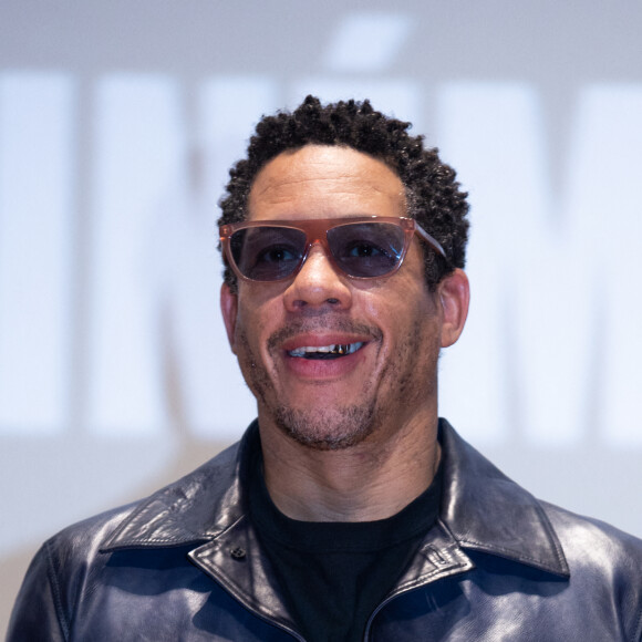 JoeyStarr lors du photocall de l'avant-première du film " Surprêmes" au Bozar (Palais des beaux-arts de Bruxelles) à Bruxelles en Belgique le 18 novembre 2021. 