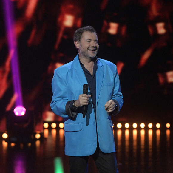Exclusif  - Sacha Goëller du groupe "Début de Soirée" et Jérôme Anthony - Enregistrement de l'émission "Tout le monde chante contre le cancer" au Palais des Congrès à Paris, diffusée le 23 décembre sur W9. © Giancarlo Gorassini-Cyril Moreau / Bestimage 