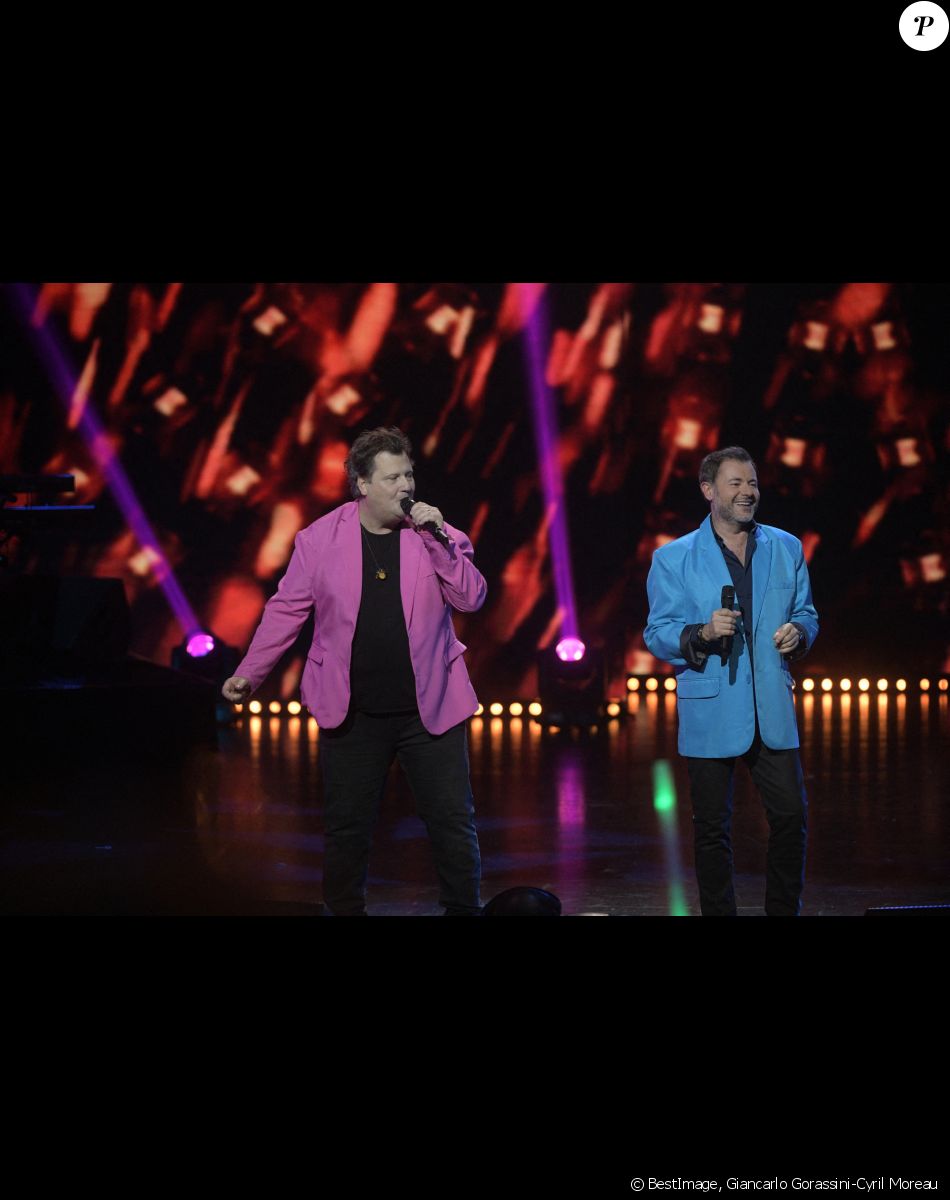Exclusif - Sacha Goëller du groupe "Début de Soirée" et Jérôme Anthony - Enregistrement de l'émission "Tout le monde chante contre le cancer" au Palais des Congrès à Paris, diffusée le 23 décembre sur W9. © Giancarlo Gorassini-Cyril Moreau / Bestimage