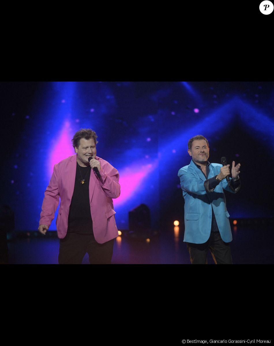 Exclusif - Sacha Goëller du groupe "Début de Soirée" et Jérôme Anthony - Enregistrement de l'émission "Tout le monde chante contre le cancer" au Palais des Congrès à Paris, diffusée le 23 décembre sur W9. © Giancarlo Gorassini-Cyril Moreau / Bestimage