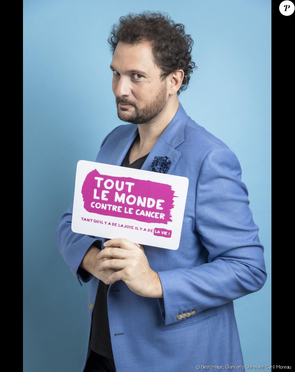 Exclusif - Eric Antoine - Backstage de l'émission "Tout le monde chante contre le cancer" au Palais des Congrès à Paris, diffusée le 23 décembre sur W9. © Giancarlo Gorassini-Cyril Moreau / Bestimage