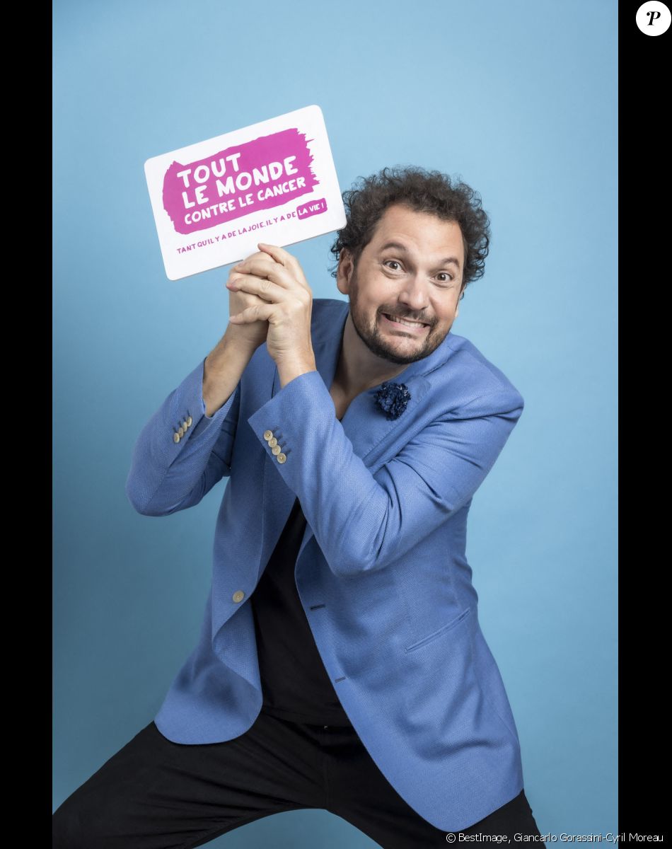 Exclusif - Eric Antoine - Backstage de l'émission "Tout le monde chante contre le cancer" au Palais des Congrès à Paris, diffusée le 23 décembre sur W9. © Giancarlo Gorassini-Cyril Moreau / Bestimage