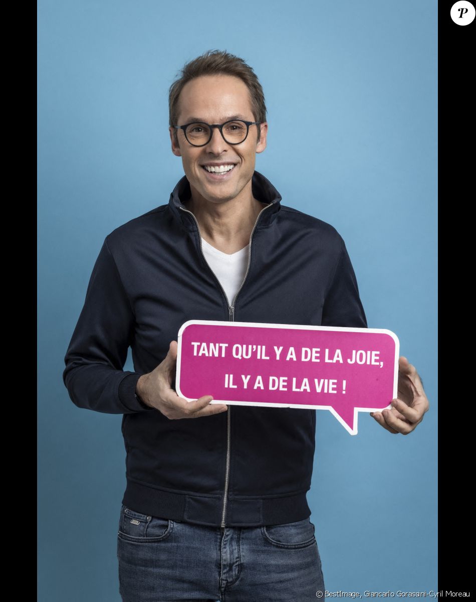 Exclusif - Damien Thévenot - Backstage de l'émission "Tout le monde chante contre le cancer" au Palais des Congrès à Paris, diffusée le 23 décembre sur W9. © Giancarlo Gorassini-Cyril Moreau / Bestimage
