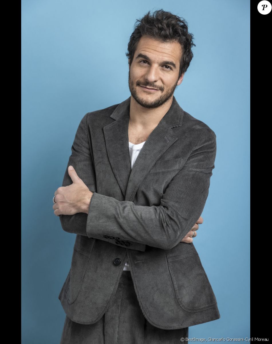 Exclusif - Amir Haddad - Backstage de l'émission "Tout le monde chante contre le cancer" au Palais des Congrès à Paris, diffusée le 23 décembre sur W9. © Giancarlo Gorassini-Cyril Moreau / Bestimage