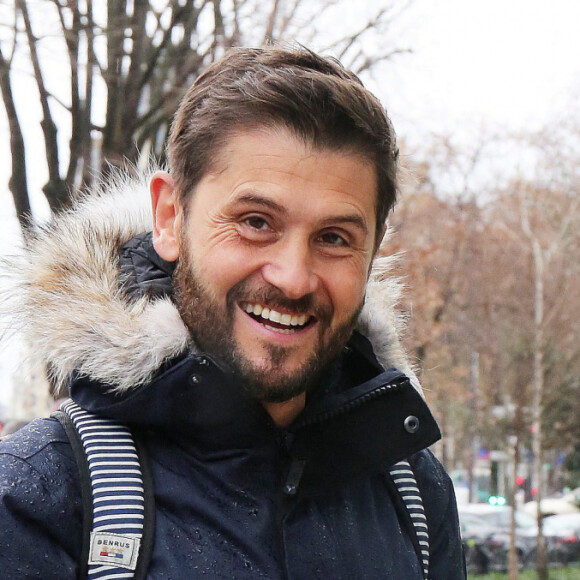 Exclusif - Christophe Beaugrand arrive aux studios de Radio France à Paris le 14 janvier 2021.
