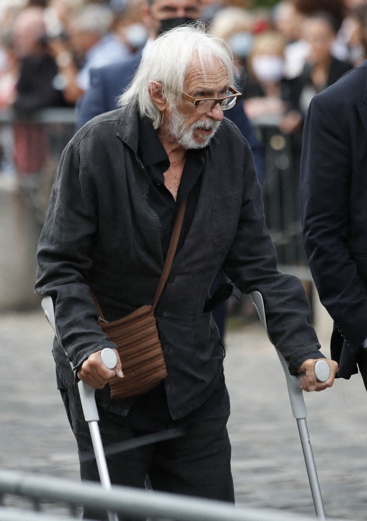 Photo : Pierre Richard - Obsèques de Jean-Paul Belmondo en en l'église  Saint-Germain-des-Prés, à Paris le 10 septembre 2021. © Cyril Moreau /  Bestimage - Purepeople