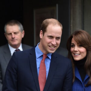 Le prince William, duc de Cambridge et Kate Catherine Middleton, duchesse de Cambridge, ont visité le théâtre de la ville "Dundee Repertory Theatre" lors de leur première visite officielle à Dundee en Ecosse. Le 23 octobre 2015.