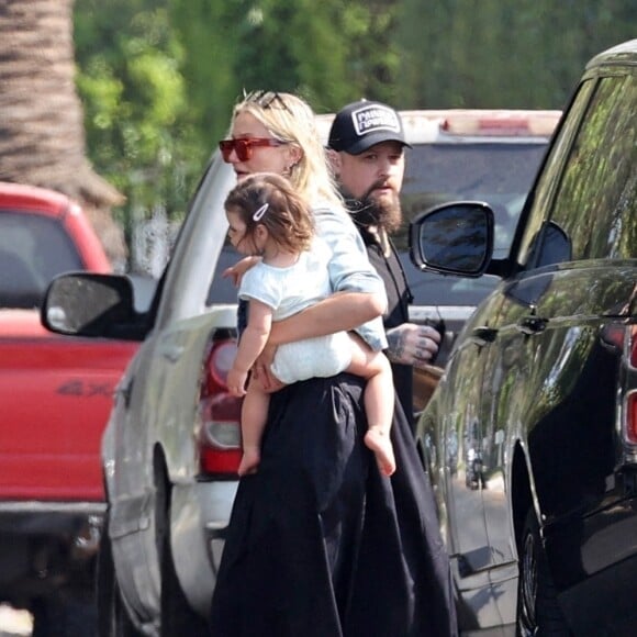 Cameron Diaz  Benji Madden et leur fille Raddix. Le 17 juillet 2021.