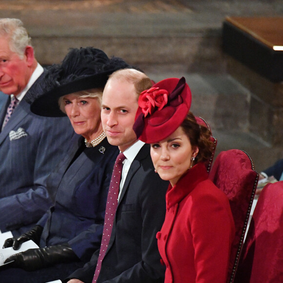 Kate Catherine Middleton, duchesse de Cambridge, le prince William, duc de Cambridge, Camilla Parker Bowles, duc hesse de Cornouailles, le prince Charles et la reine Elisabeth II d'Angleterre - La famille royale d'Angleterre lors de la cérémonie du Commonwealth en l'abbaye de Westminster à Londres. Le 9 mars 2020