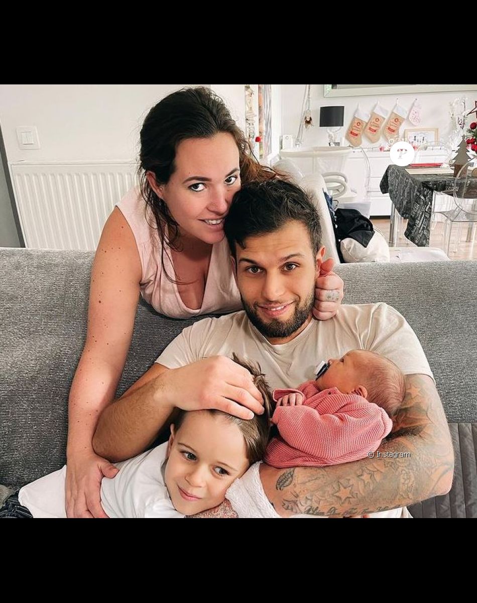 Kelluy Helard avec Neymar et leurs enfants Lyam et Lyana