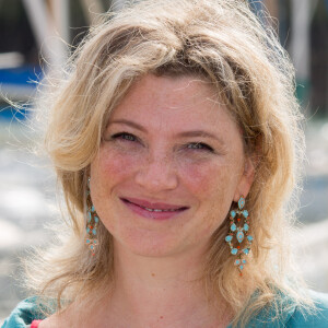 Cécile Bois au photocall du film "Envers et contre tous" lors du 17ème Festival de Fiction TV de La Rochelle. Le 11 septembre 2015