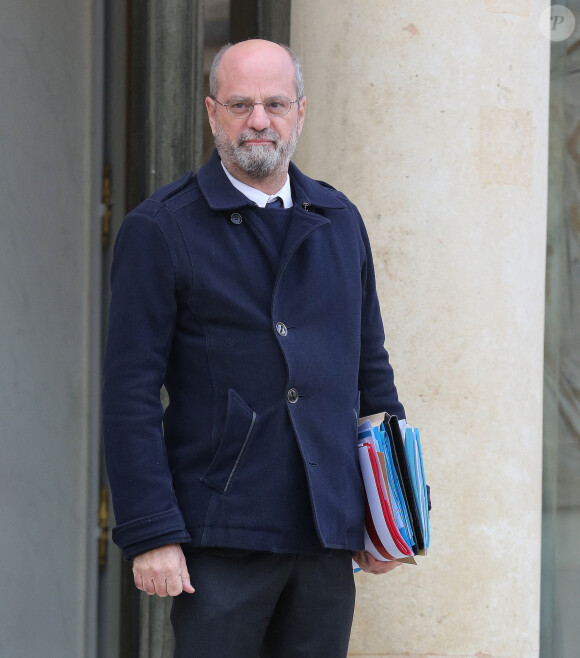 Jean-Michel Blanquer, ministre de l'éducation nationale à la sortie du conseil des ministres du 24 novembre 2021 au palais de l'Elysée à Paris le 24 novembre 2021. © Panoramic / Bestimage