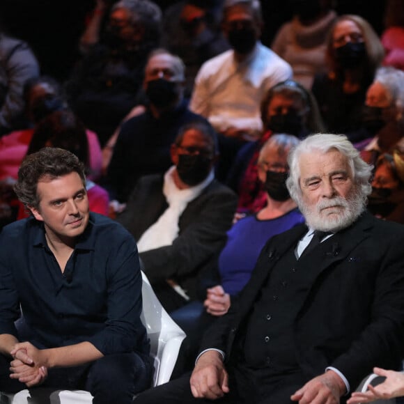 Exclusif - Alex Vizorek et Jacques Weber - Enregistrement de l'émission "Le grand échiquier", diffusée le 21 janvier sur France 3. © Dominique Jacovides / Bestimage 