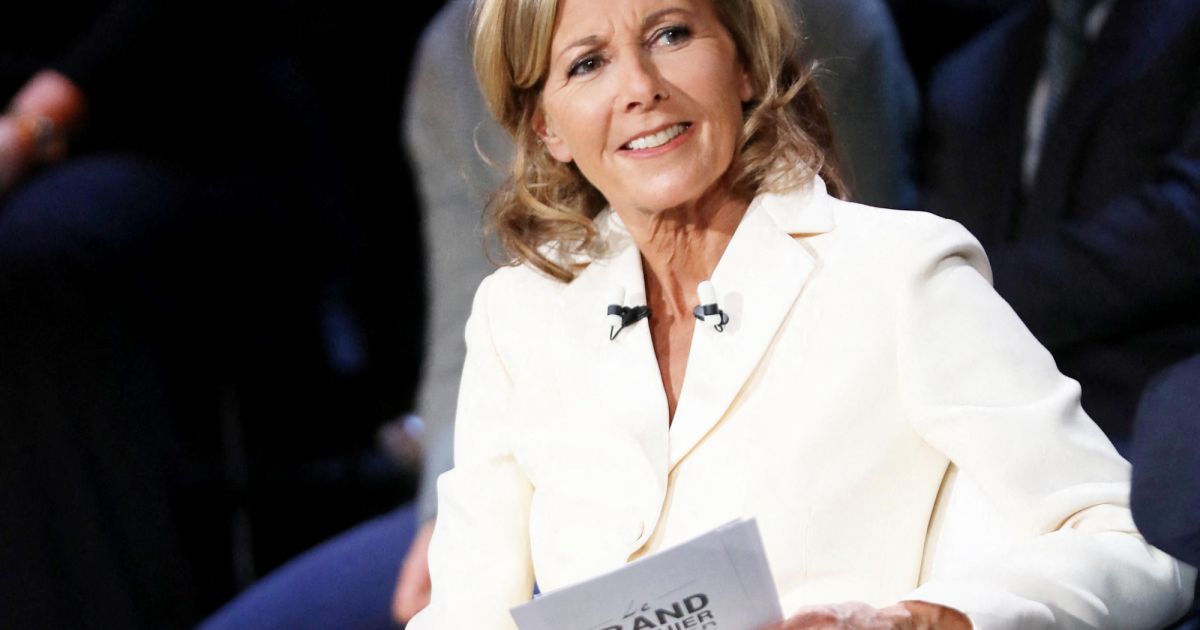 Claire Chazal face à Julien Clerc et Lambert Wilson pour un bel hommage dans Le Grand Echiquier Claire Chazal face à Julien Clerc et Lambert Wilson pour un bel hommage dans Le Grand Echiquier